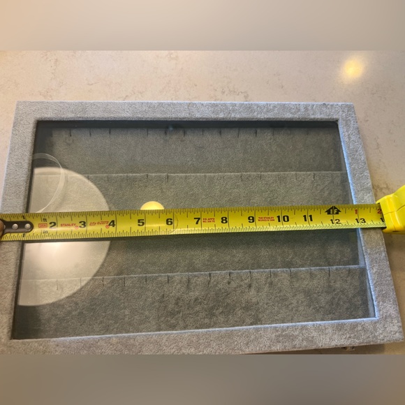 Earring organizer. - Picture 7 of 7